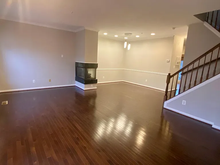15112 Green Wing Ter — Photo 3