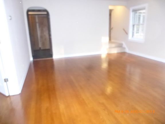 3rd image of 519 Western Ave