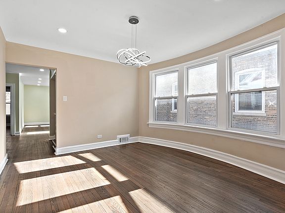 4th image of 8155 S Crandon Ave
