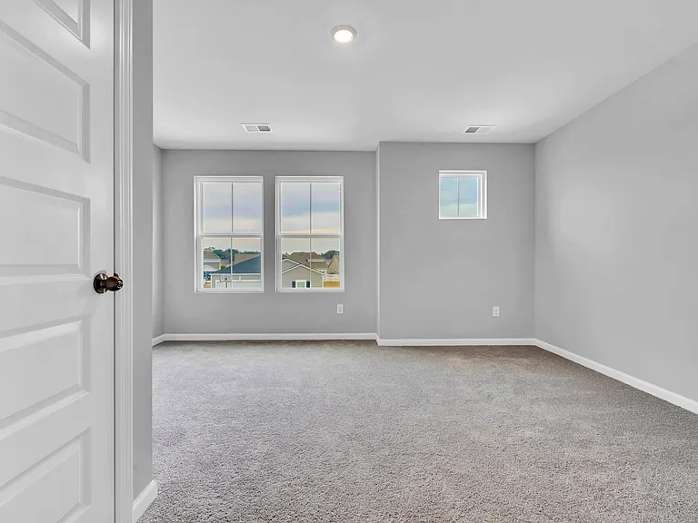138 Talladega Dr — Photo 18