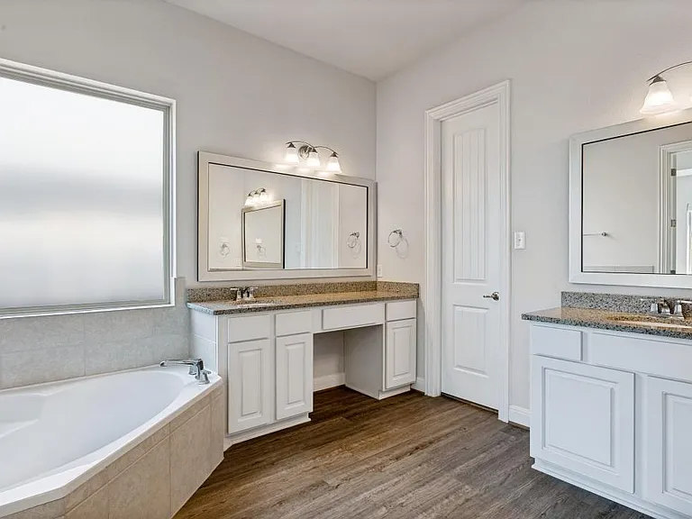 727 Spinnaker Loop — Photo 14