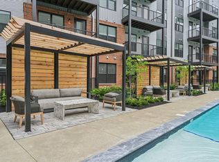Trace Quarter, Columbus, OH 43222