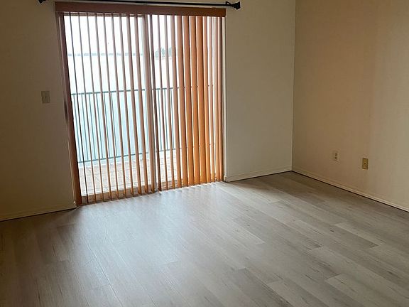 5th image of 2900 W Marina Dr APT 103