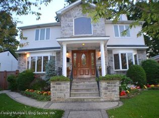 212 Jefferson Ave, Staten Island, NY 10306