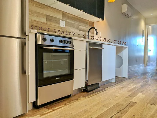 Rented by SCOUTBK.COM | media 16