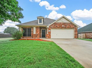 934 Remington Ranch Rd, Mansfield, TX 76063