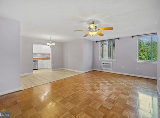 3245 Rio Dr APT 213, Falls Church, VA 22041