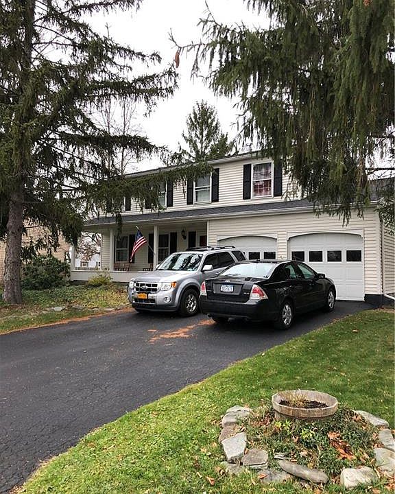 1st image of 7492 Moonvalley Dr