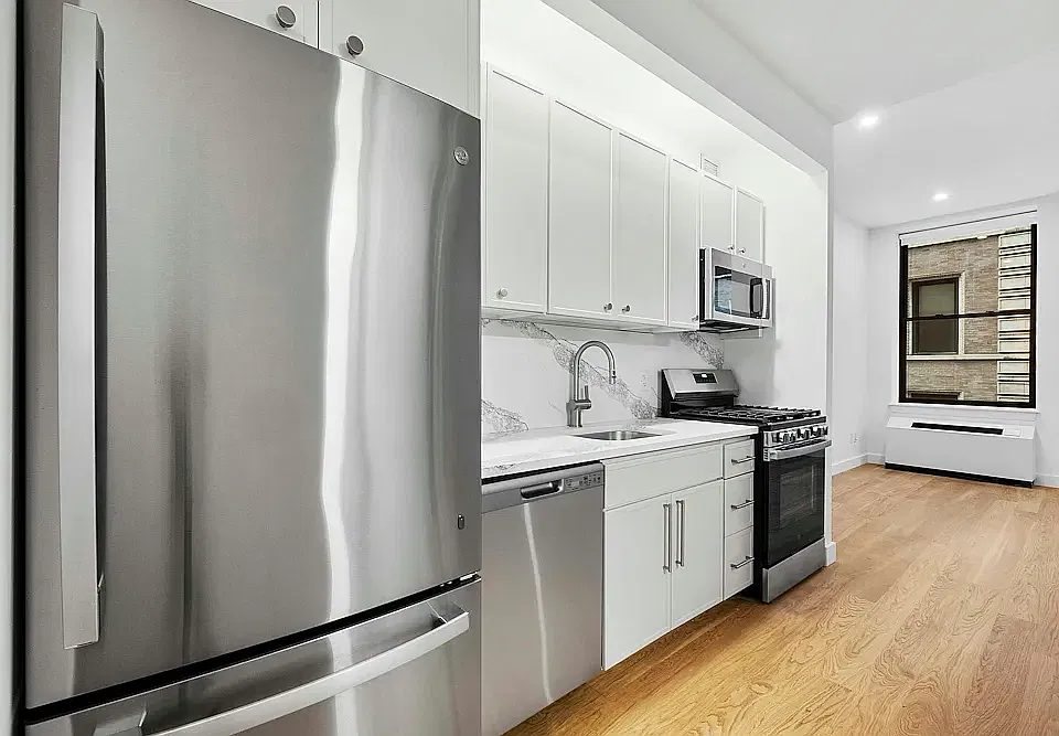 37 Wall St #2F