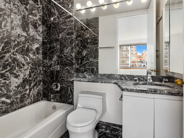 401 East 84th Street image 6 of 6