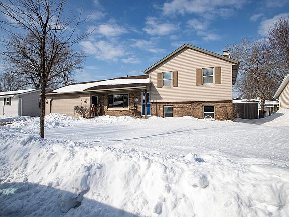 3rd image of 39 Welcome Cir