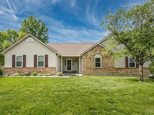 14 Beckewith Trl, O'Fallon, MO 63368
