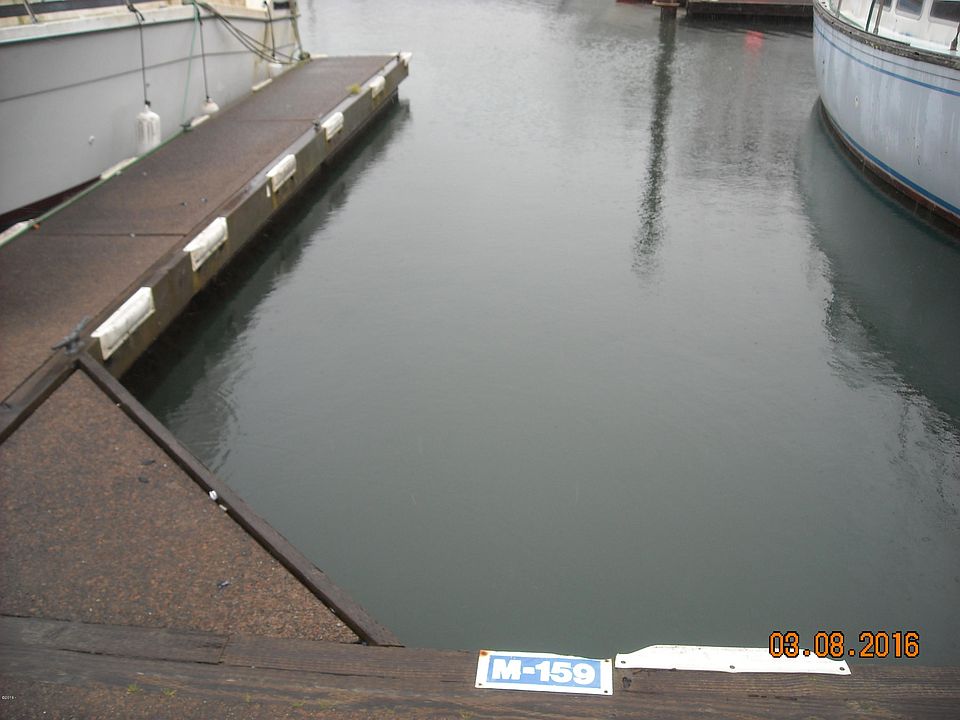 1st image of SW Bay Boulevard Moorage M #159