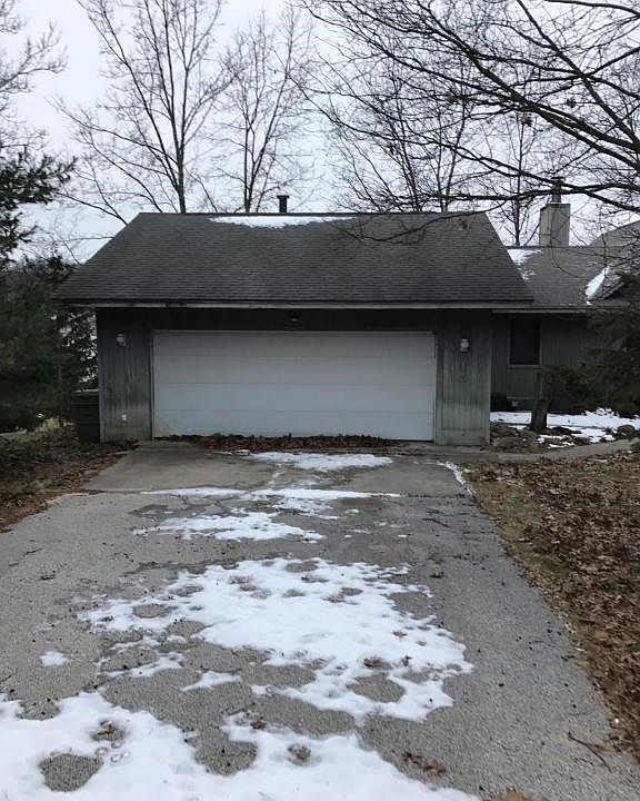 2nd image of 7237 W Buchanan Rd