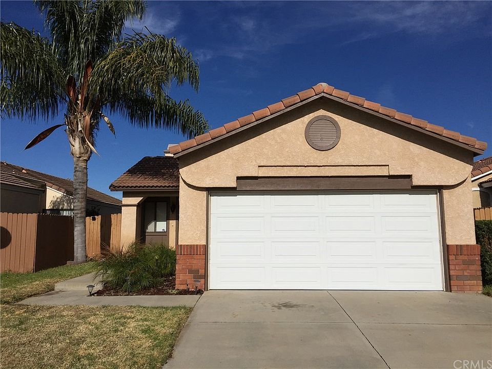 1st image of 27638 Moonridge Dr