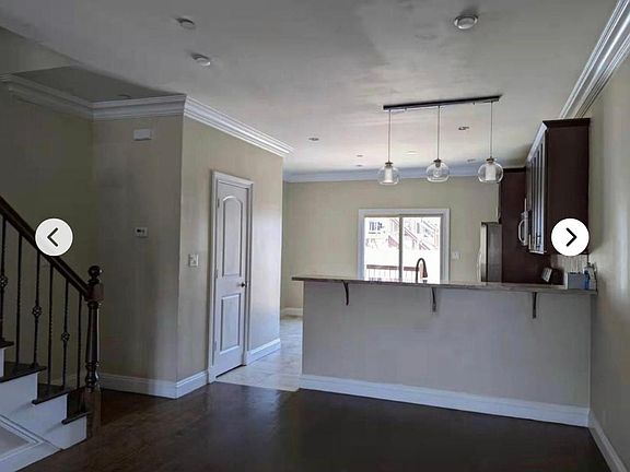 4th image of 137 Elson St Floor 2