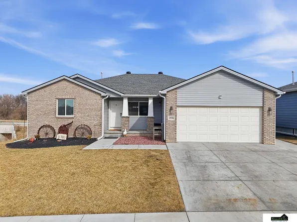 2936 W Washington St, Lincoln, NE 68522