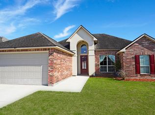 207 Vermont Dr, Carencro, LA 70520