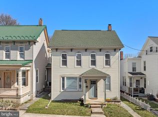 69 W Maple St, Dallastown, PA 17313