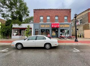 1133 3rd St #2, Muskegon, MI 49441