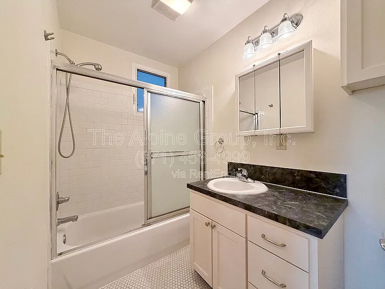 4318 SE Milwaukie Ave #3 — Photo 14