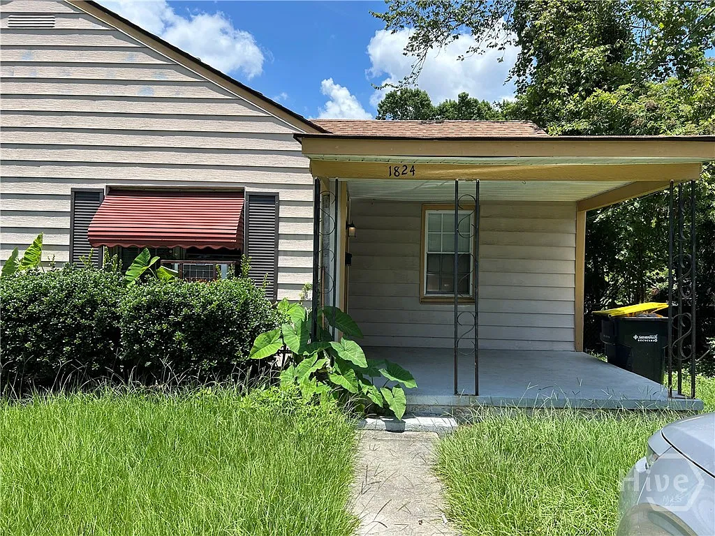 1 bed, 1.0 bath, 640 sqft, $975 — Photo 2