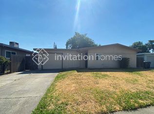 312 Hopkins Dr, Fairfield, CA 94533