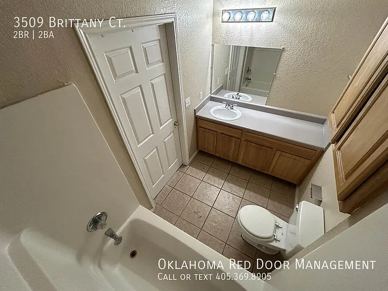 3509 Brittany Ct — Photo 13