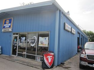 600 Crenshaw Rd, Pasadena, TX 77504