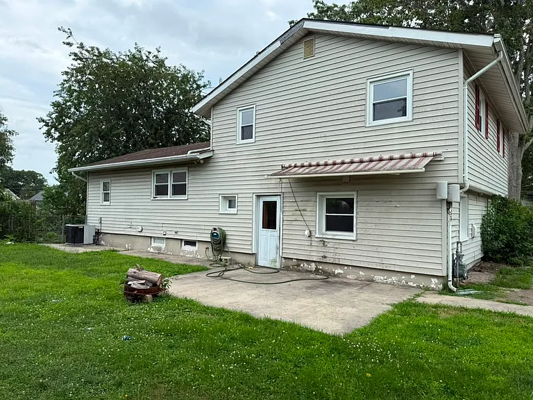 1016 Dove St — Photo 15