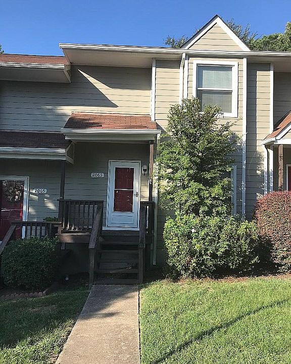 1st image of 2063 Airy Cir