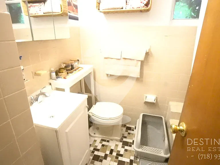 340 7th Ave #4R — Photo 14