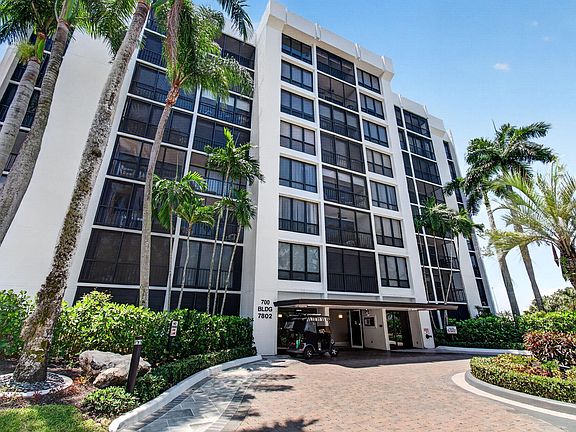 3rd image of 7802 Lakeside Boulevard Apt 731