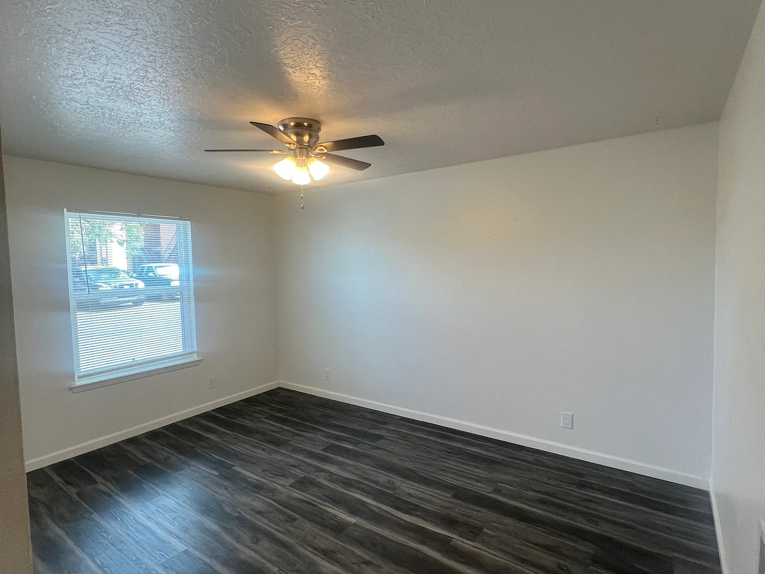 2 bed, 800 sqft, $1,195 — Photo 2