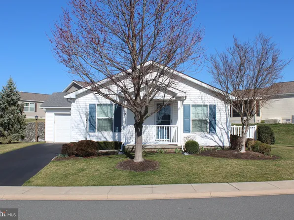 94 Westin Rd, Douglassville, PA 19518