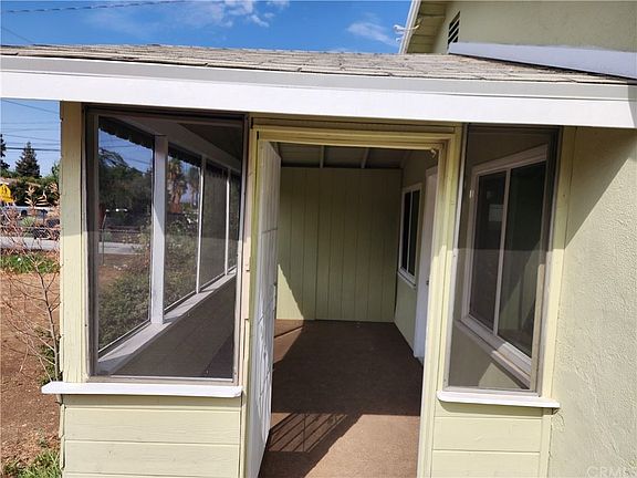 3rd image of 34080 Avenue J