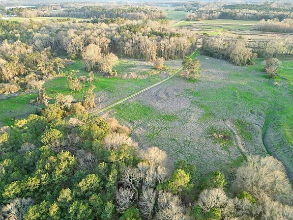 2nd image of 2724 County Road 2276