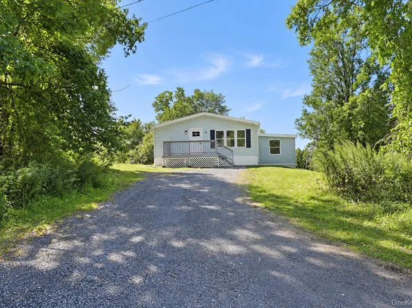 10 Spike Horn Road, Saugerties, NY 12477