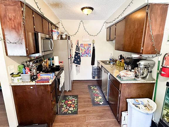 4th image of 518-520 W Osage St #4