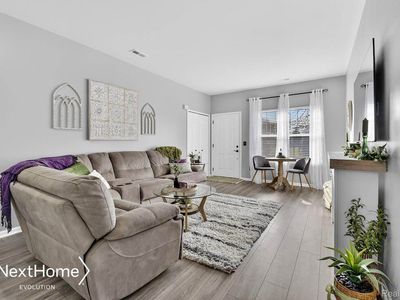 9627 Lakeside Dr, Ypsilanti, MI, 48197