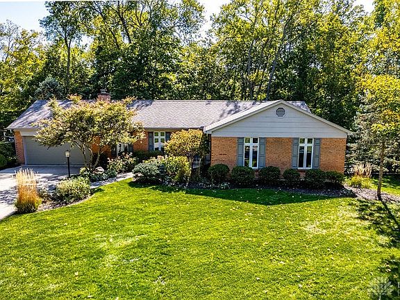 2nd image of 2161 Spinningwheel Ln