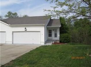 1008 NE 82nd Ter, Kansas City, MO 64118