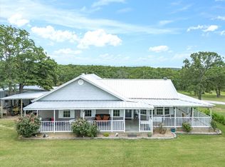 147 Fox Run Rd, Bowie, TX 76230