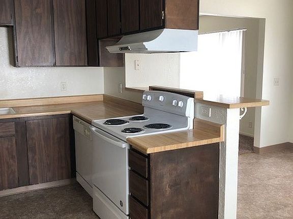 2nd image of 951 Jamieson Ct APT 2