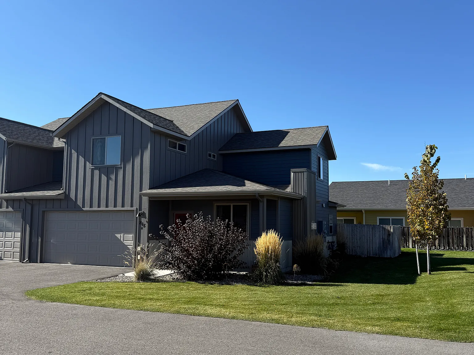 815 Milky Way Dr — Photo 1