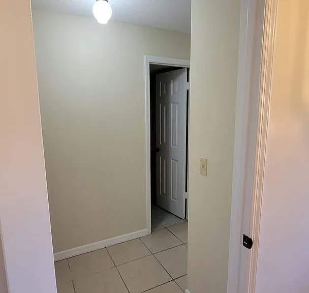 611 W Oak Terrace Dr — Photo 11