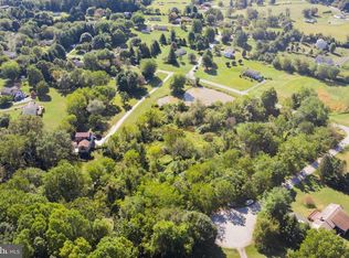 106 Perry Ct, Coatesville, PA 19320