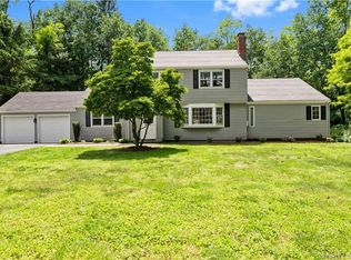 14 Cardinal Rd, Simsbury, CT 06070