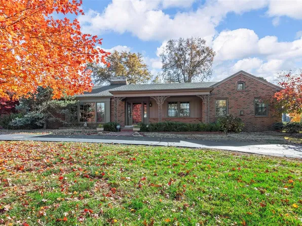12912 Topping Estates Dr, Saint Louis, MO 63131