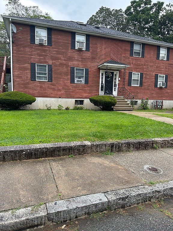 2 Clinton St #B, Haverhill, MA 01830 | Zillow